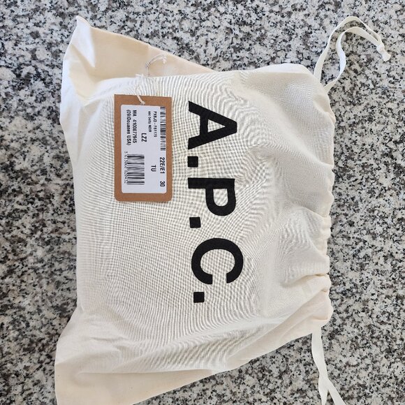 BNWT – Slightly Imperfect [ A.P.C. Betty Sac Bag ]  (#34) - Picture 3 of 12